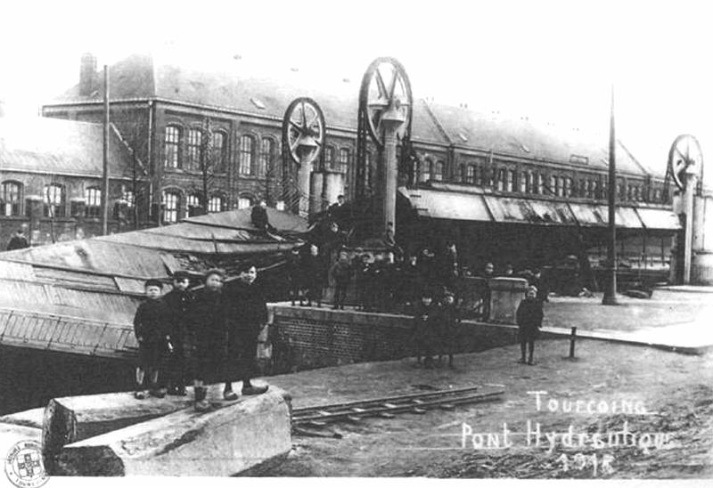87586-pont hydraulique tourcoing.jpg
